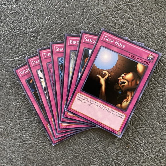 YuGi-Oh! Starter Deck Kaiba Reloded is no longer for sale. - Picture 6 of 6